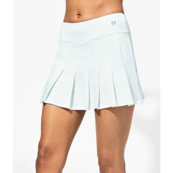 Women's Eleven by Venus Williams Flutter Skort Medium - Picture 1 of 6